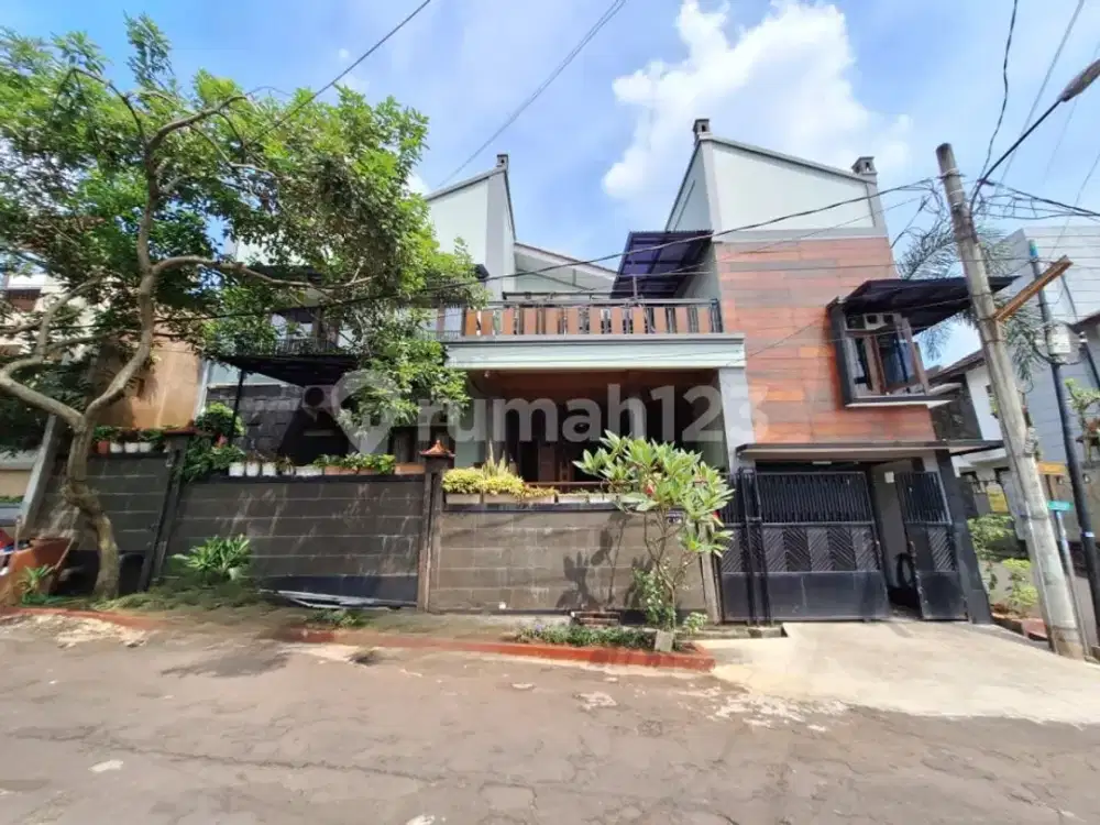 Rumah Estetika di Blok L, Cinere - Semi Furnished Siap Huni
