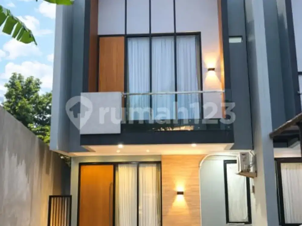 Rumah Modern Scandinavian di Jagakarsa, Siap Huni Ada Private Pool