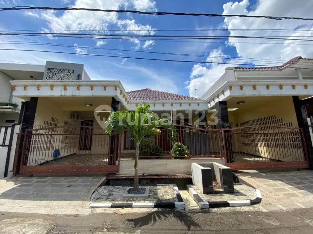 Rumah Istimewa Sangat Nyaman di Cinere, Tanah Ngantong, SHM