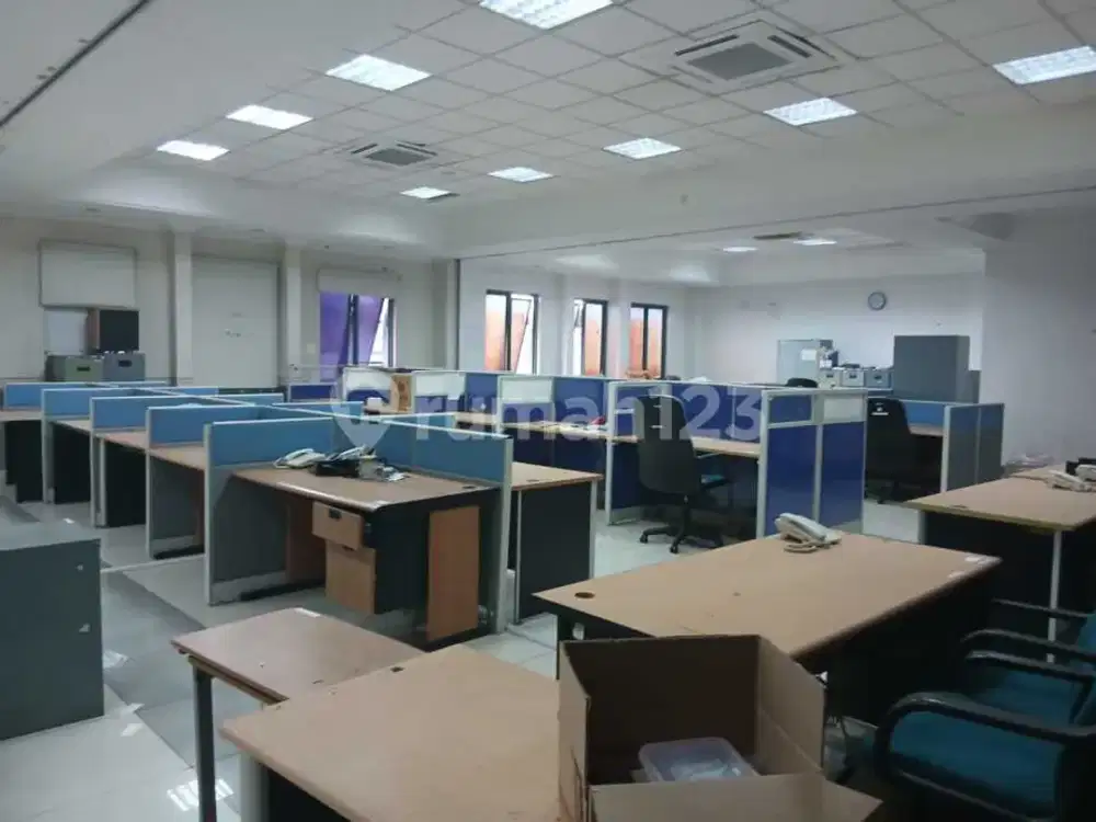 Investasi Kantor di Pecenongan Jakarta Pusat - Akses Mudah, Lokasi Premium, Siap Pakai