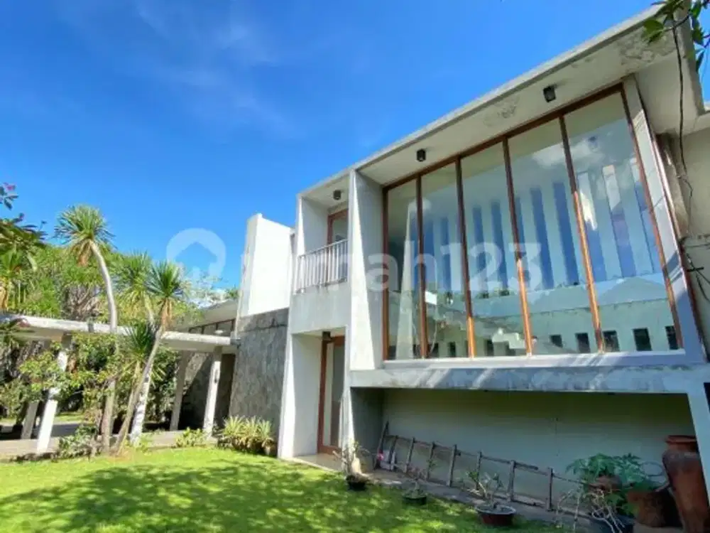 Rumah Mewah Lokasi Strategis di Andara - Harga Spesial