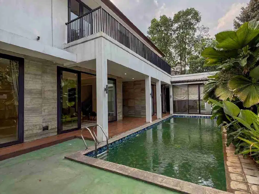 Rumah Cantik Siap Huni Di Area Kemang Jaksel