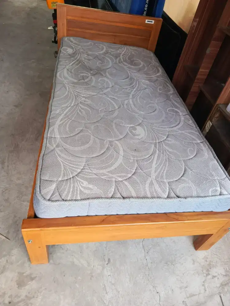 Springbed set dipan