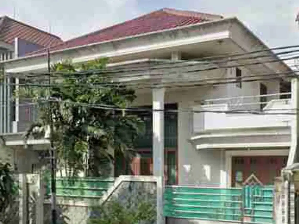 rumah 5 kamar di Cipinang indah 
komplek pwi wartawan Indonesia