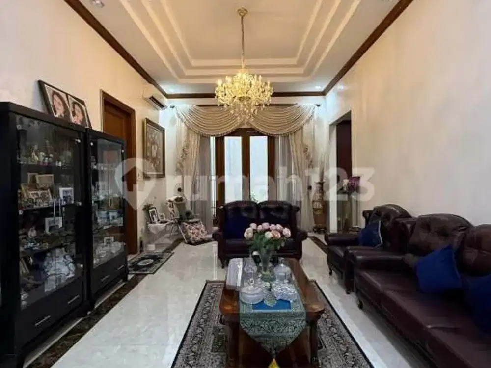Luas Bangunannya 385m2 - Rumah Kece Di Puri Cinere Siap Huni