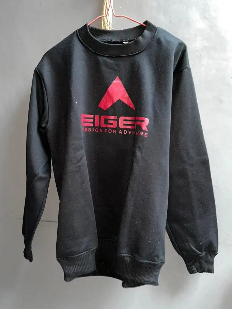 SWEATER / Jaket Eiger