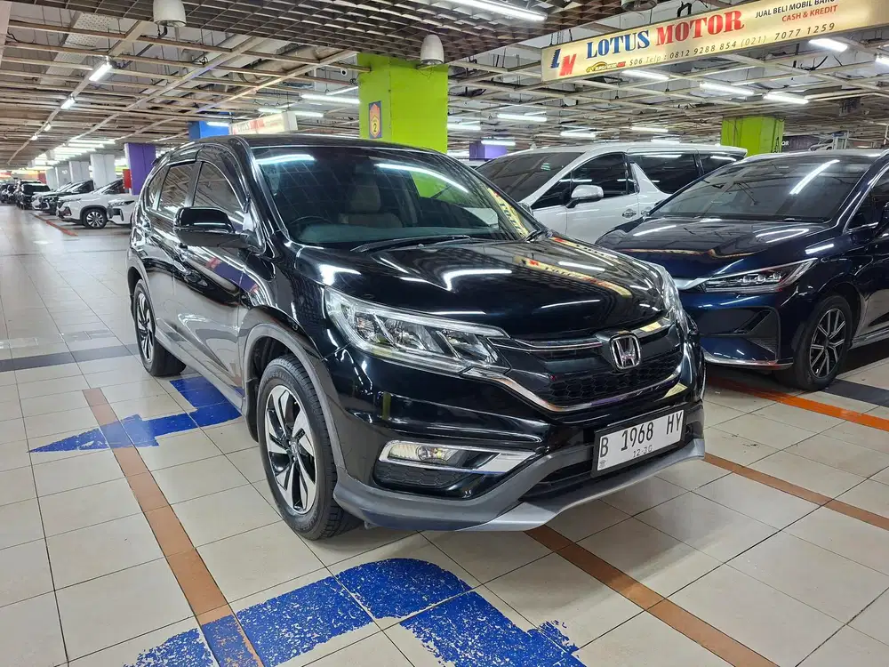 Honda crv 2.4 At facelift 2015 hitam