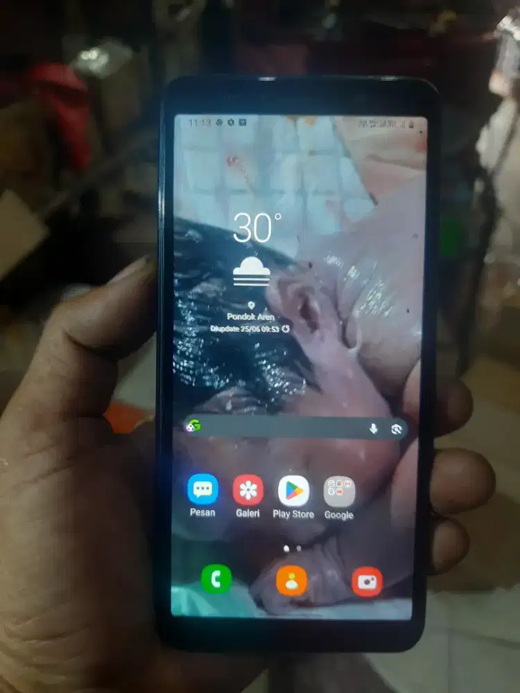 Samsung a7 2018 4/64gb