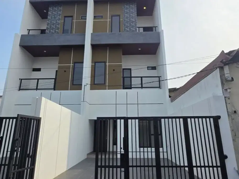 DIJUAL RUMAH BARU MINIMALIS 3 LANTAI HADAP SELATAN HARGA MURAH DI KAVLING DKI