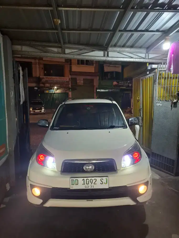 Dicari yang mau Beli Rush TRD 2015 AT