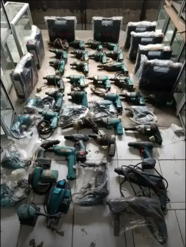 Bor merk Bosh+Makita;Gurinda; Mesin Potong Keramik;Skrewdriver;Bor10mm