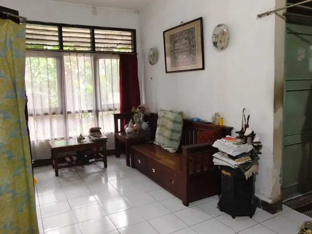 Dijual Rumah Lama Hitung Tanah Lokasi Strategis Di Jl. Taman Pendidikan, Cilandak, Jakarta Selatan