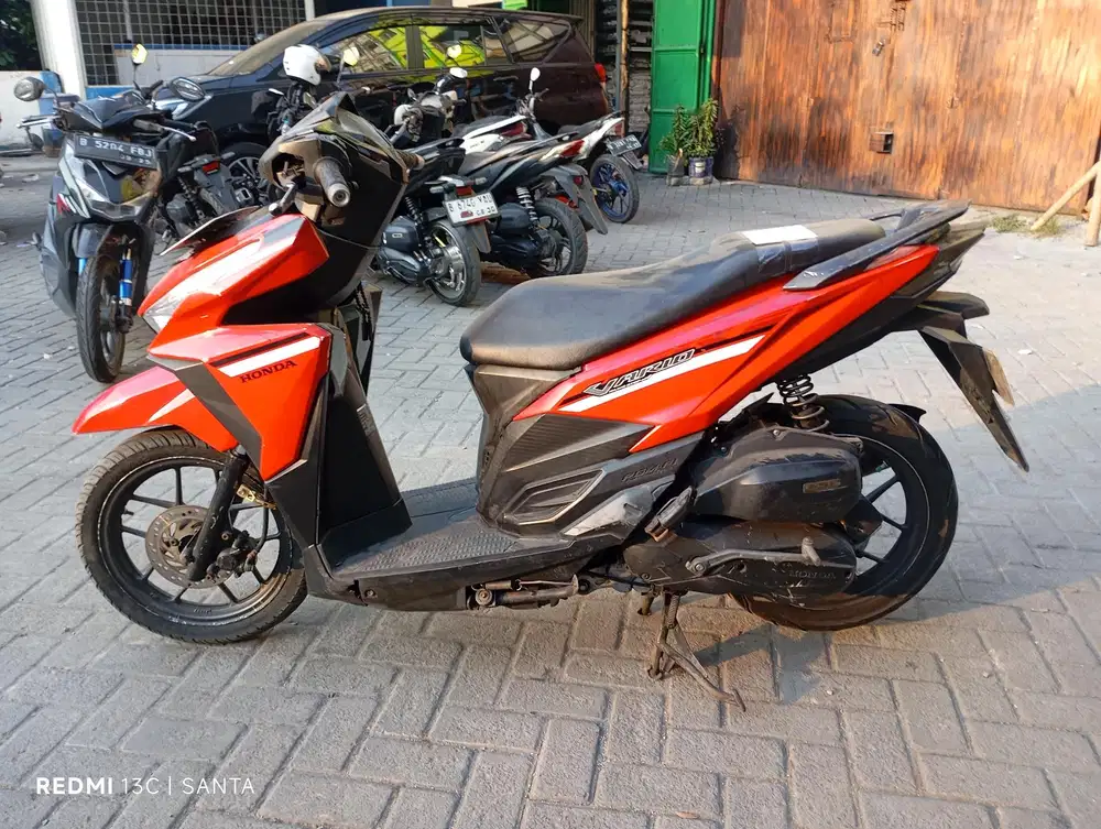 [SUPER DISKON] Honda Vario 125 LED old Tahun 2018 surat komplit