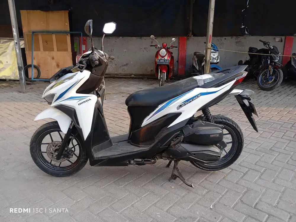 [SUPER DISKON] Honda Vario 125 LED new Tahun 2019 Surat komplit