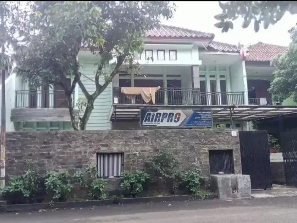 Jual Cepat Rumah 2 lantai siap huni Lokasi suryala Buah batu