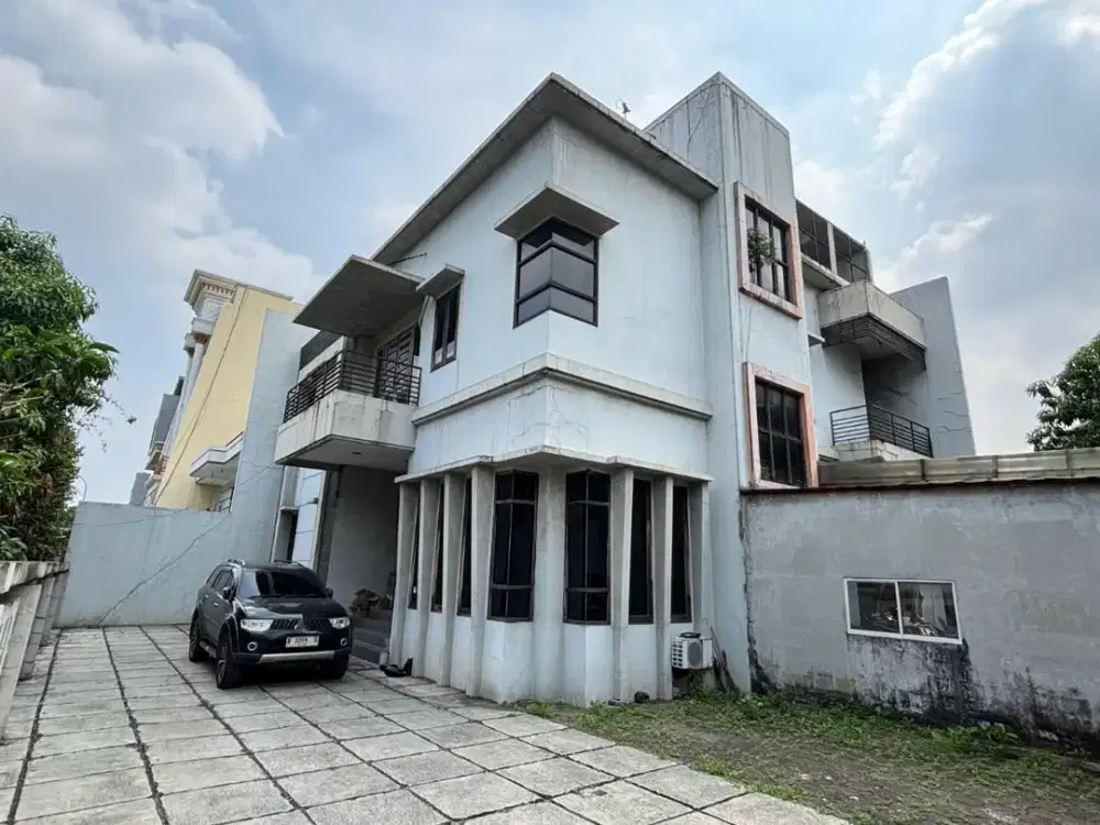 Dijual Rumah di Komplek Kelapa Lilin, Kelapa Gading, Lt.430m2, Posisi Hoek, Sudah SHM