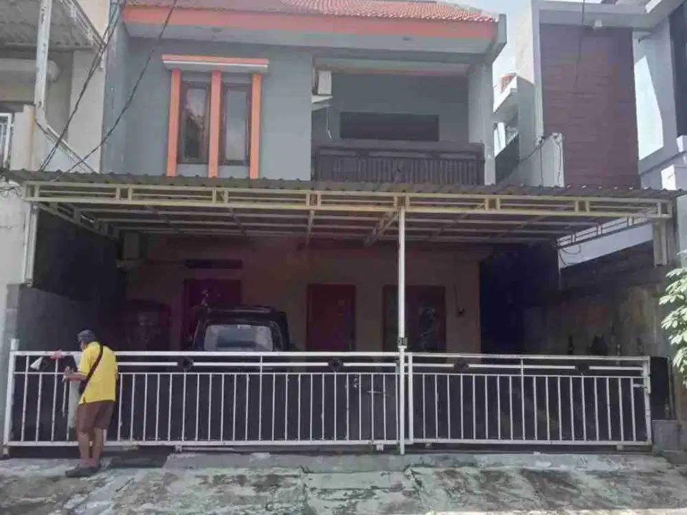KETINTANG LEBAR 8 ‼Rumah 2 Lantai Surabaya Selatan dekat Masjid Agung Row Jalan 3 Mobil