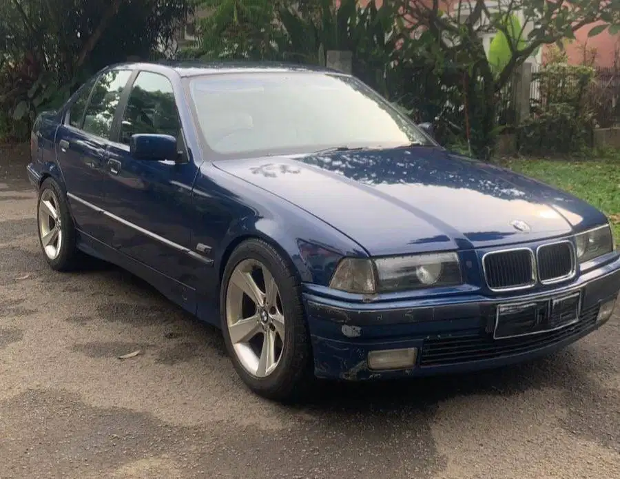 BMW E36 320i Manual