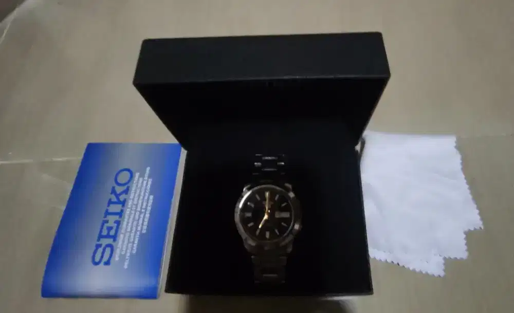 SEIKO 5 automatic 21 jewels
