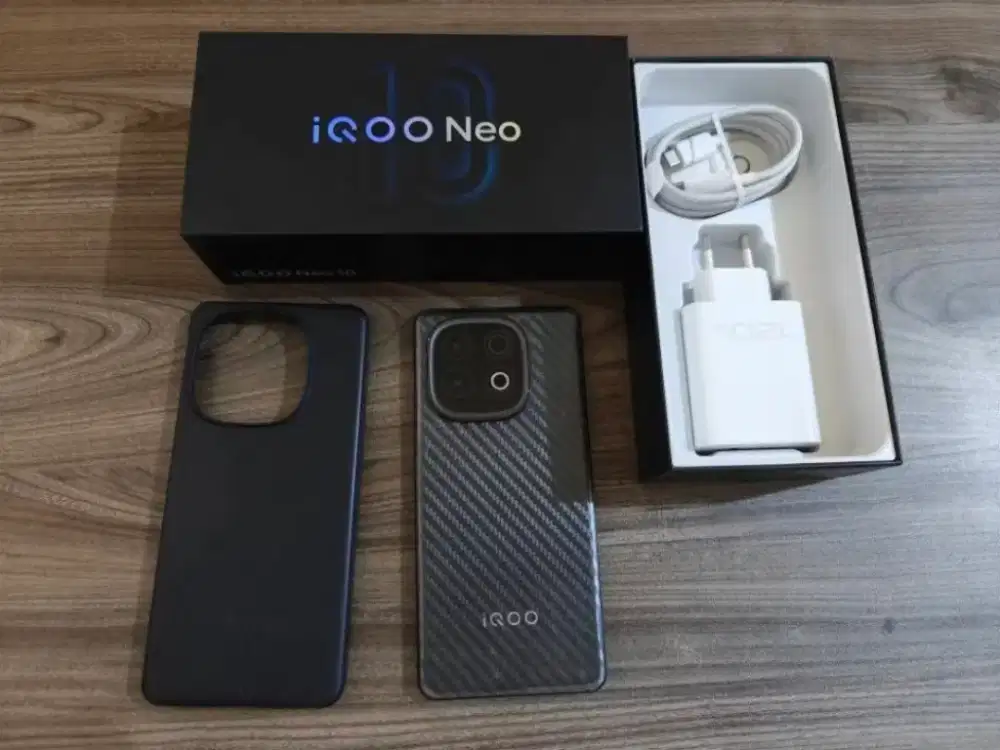 Iqoo Neo 10 12/256 Garansi 2027