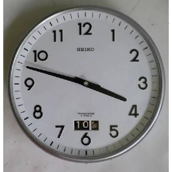 Vintage Transistor SEIKO jam dinding pakai Bulan tanggal dan hari mema