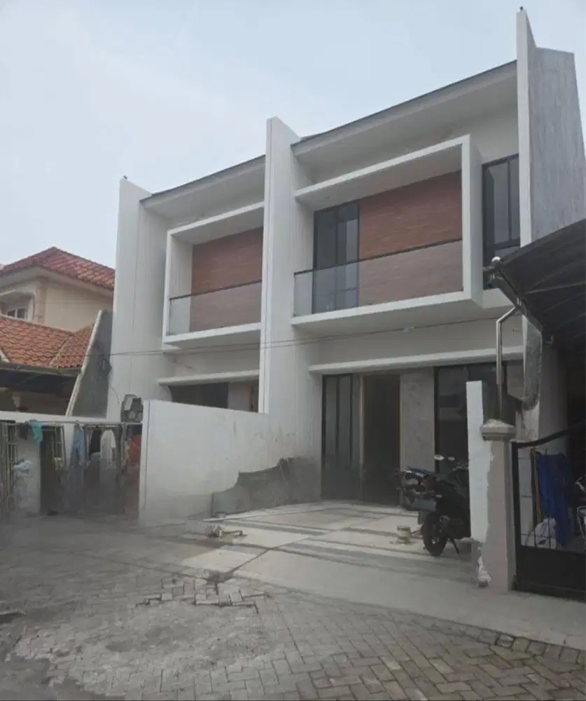 Dijual Murah Rumah 2 Lantai Baru Gress di Wisma Mukti Surabaya Timur