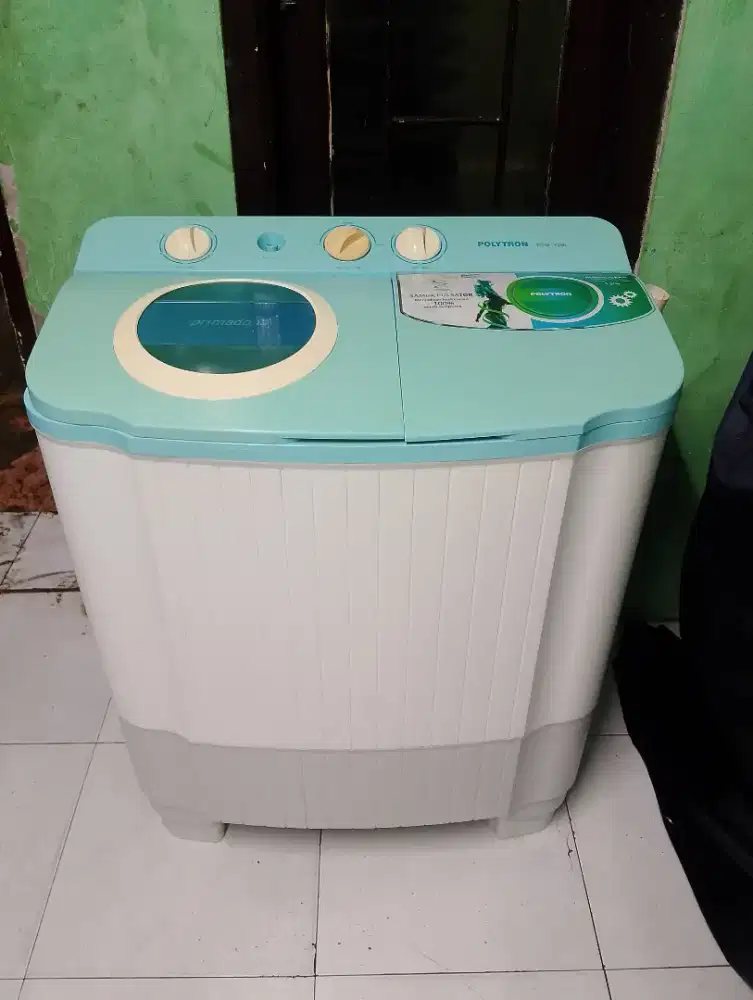 Mesin cuci Polytron 7kg