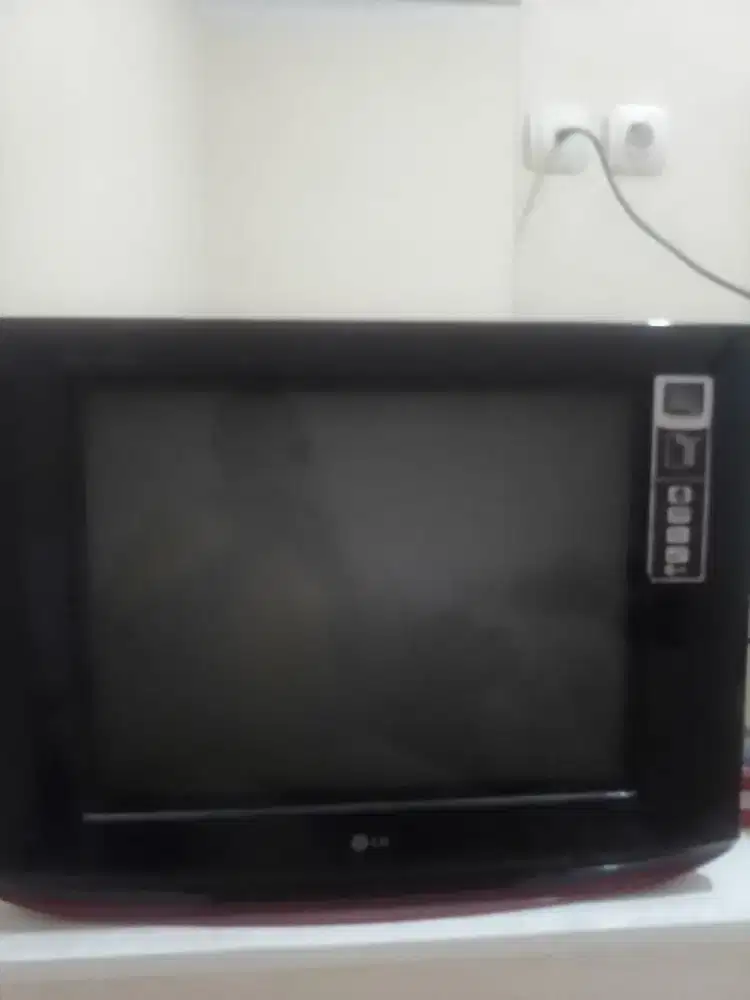 Tv LG 21 inci + setbox