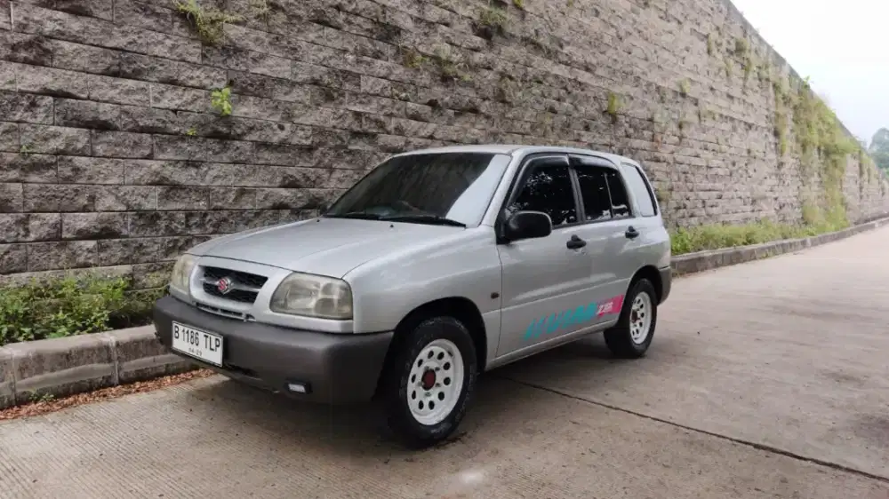 Suzuki Escudo 2004 Bensin