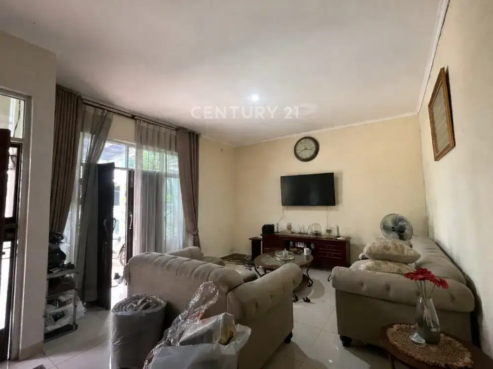 Dijual Rumah 2 Lantai Lokasi Strategis Investasi Bernilai Tinggi
