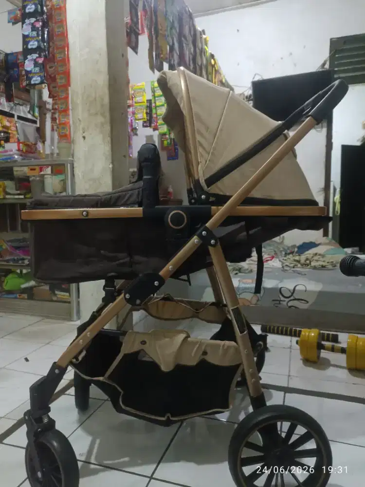 Stroller bayi 2 sisi