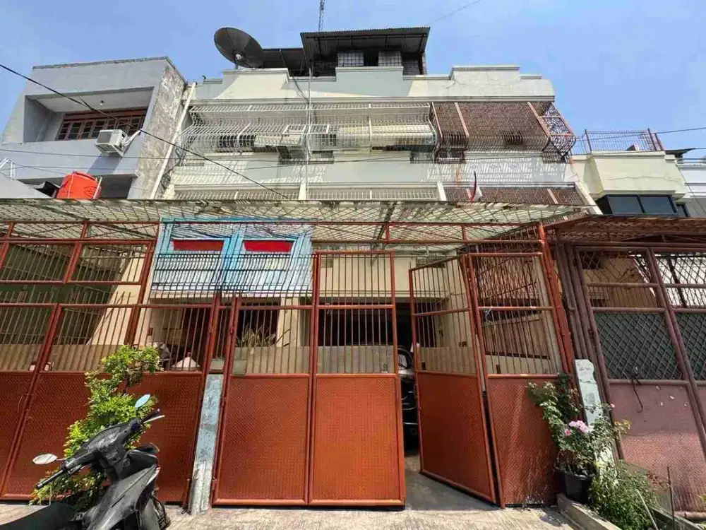 Dijual Ruko Tambora Jakarta Barat Kondisi Semi Furnished