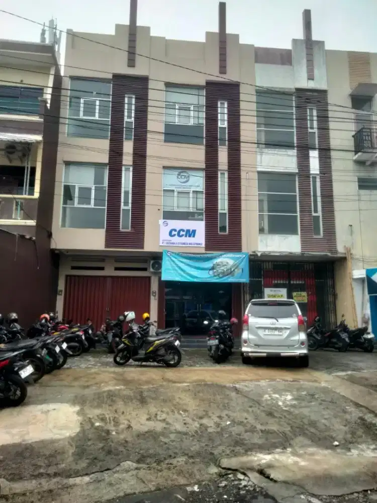 RUKO STRATEGIS PINGGIR JALAN SIAP HUNI SHM READY