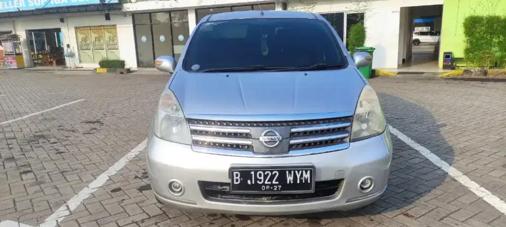 Nissan Grand livina xv 1.800cc 2007
