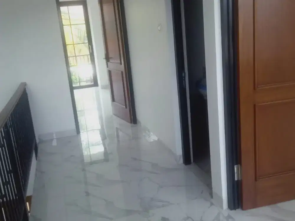 Djual Rumah Klasik Cantik Strtegis Siap Huni  DI CLUSTER UDAYANA – SENTUL CITY