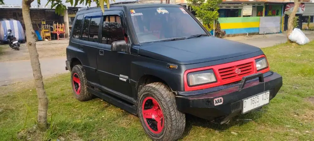 Suzuki escudo Th. 1994