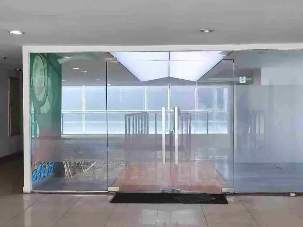 for Rent /Sale Ruang Usaha, bisa untuk Resto, Toko dll daerah ramai