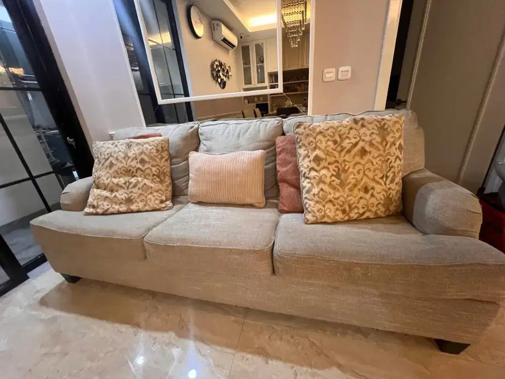 Ashley Mercado Sofa Informa