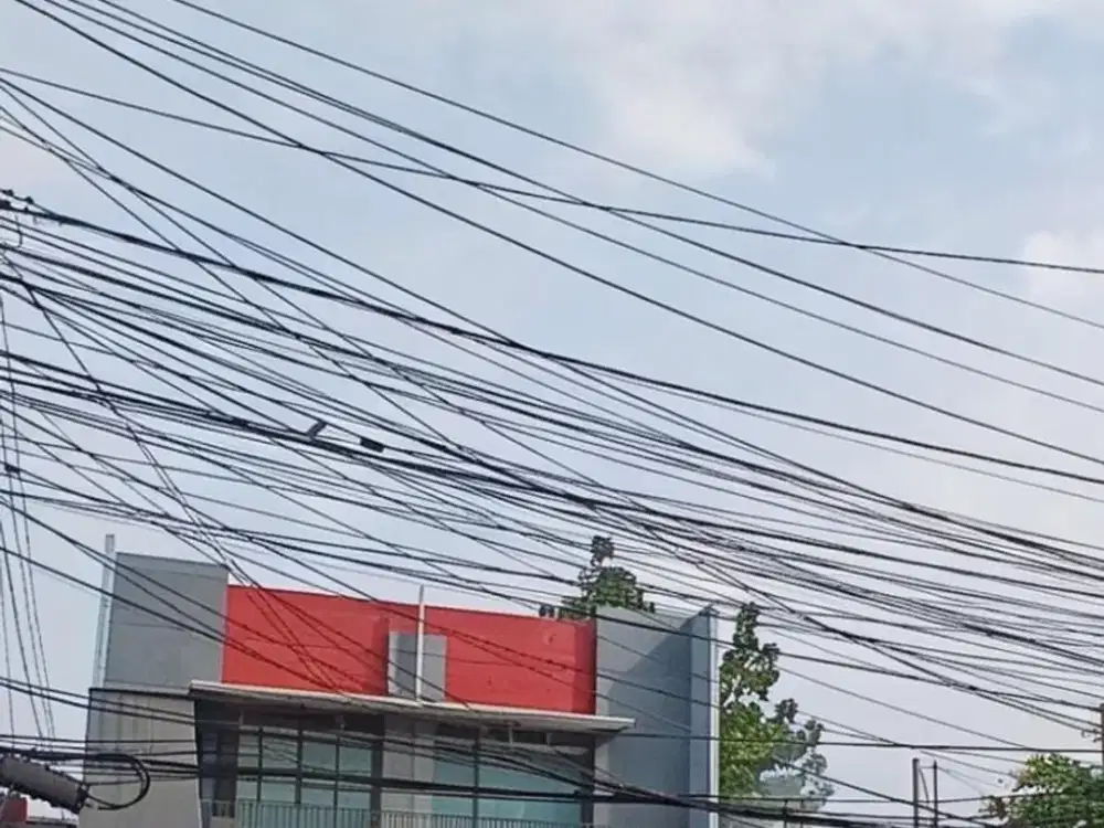 Disewakan Ruko Besar Dengan Lahan Parkir Luas Di Cipayung Jakarta Timur