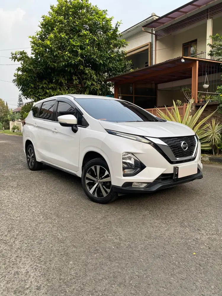 LIVINA VE MATIC 2019