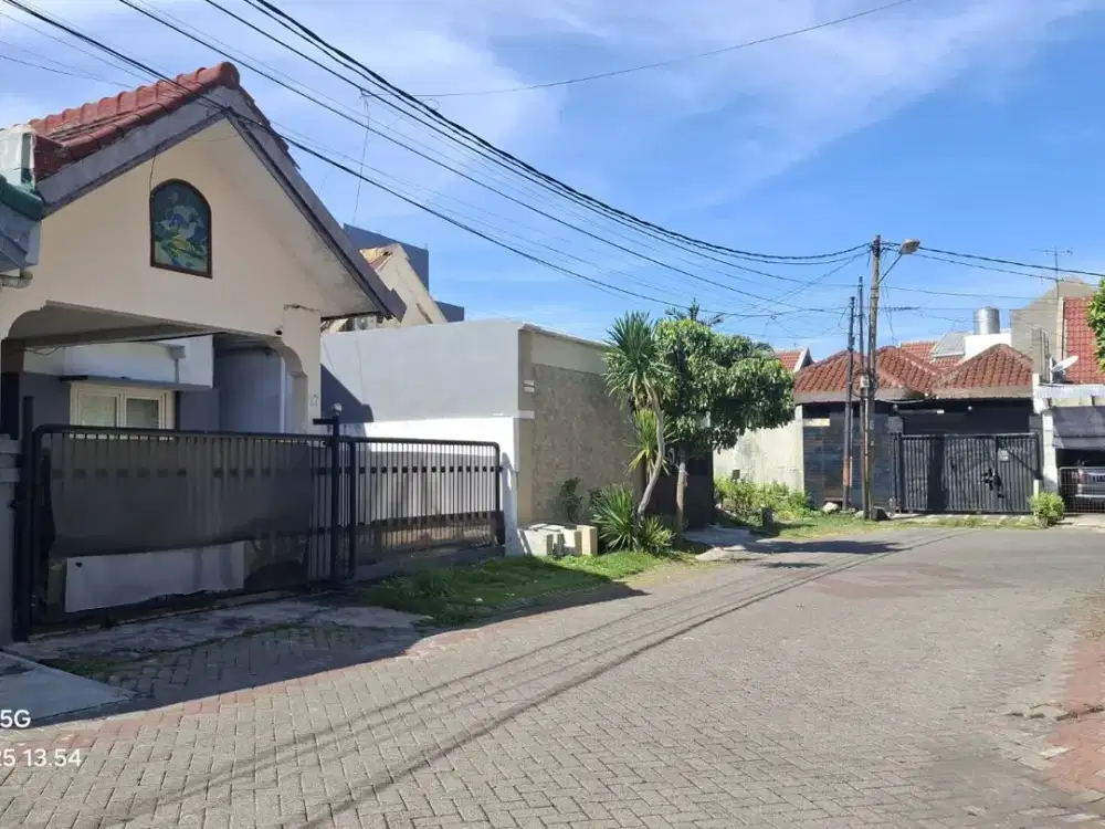 Dijual via lelang rumah galaxi bumi permai lokasi strategis dan komersial area