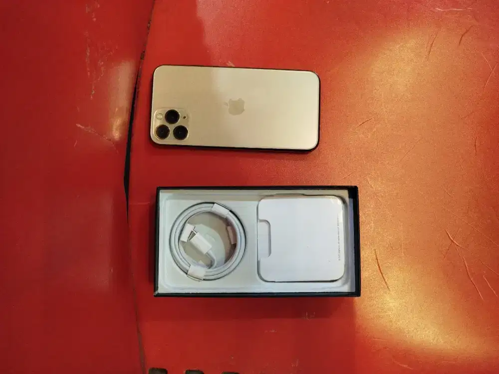iPhone 11 pro 256gb sangat baru