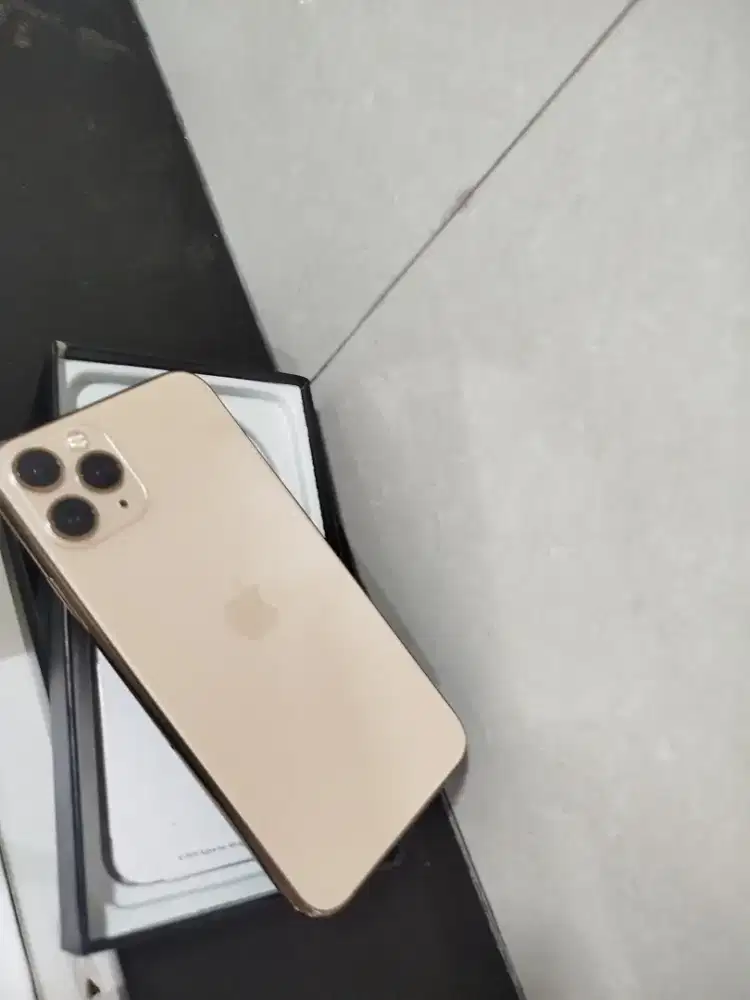 iPhone 11 pro 256gb siap langsung pakek