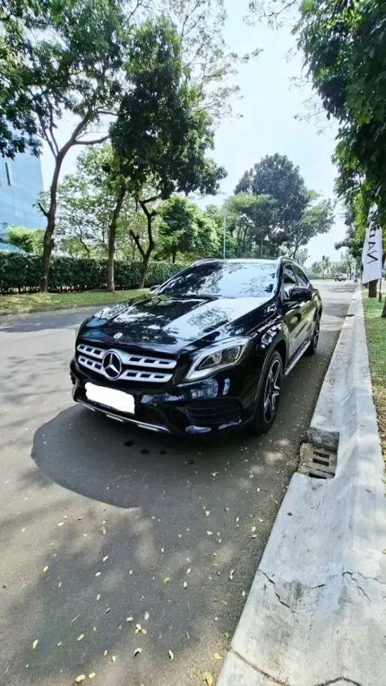 Mercedes-Benz GLA200 2017 Bensin