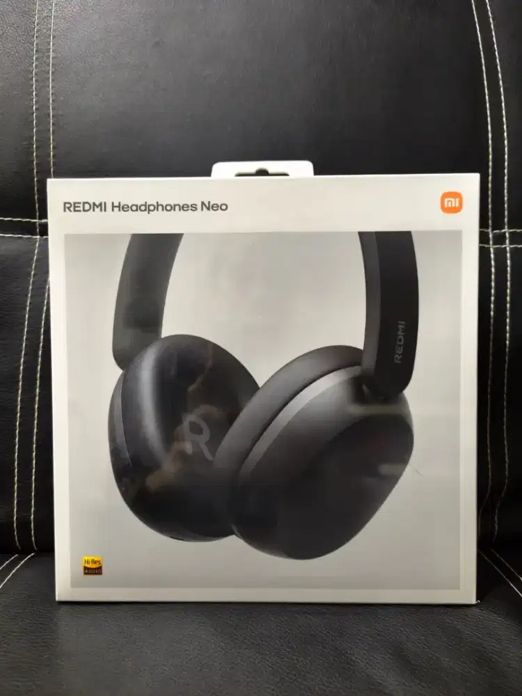 Headset Xiaomi bluetooth kondisi baru