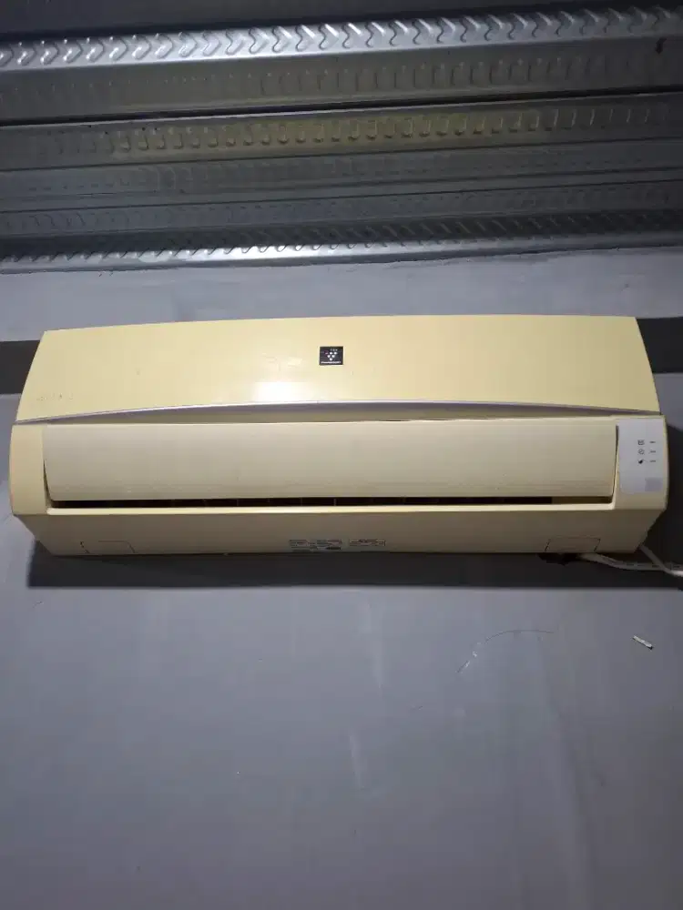 Dijual Cepat AC merk sharp
