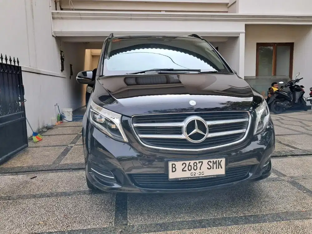 Mercedesbenz V220d