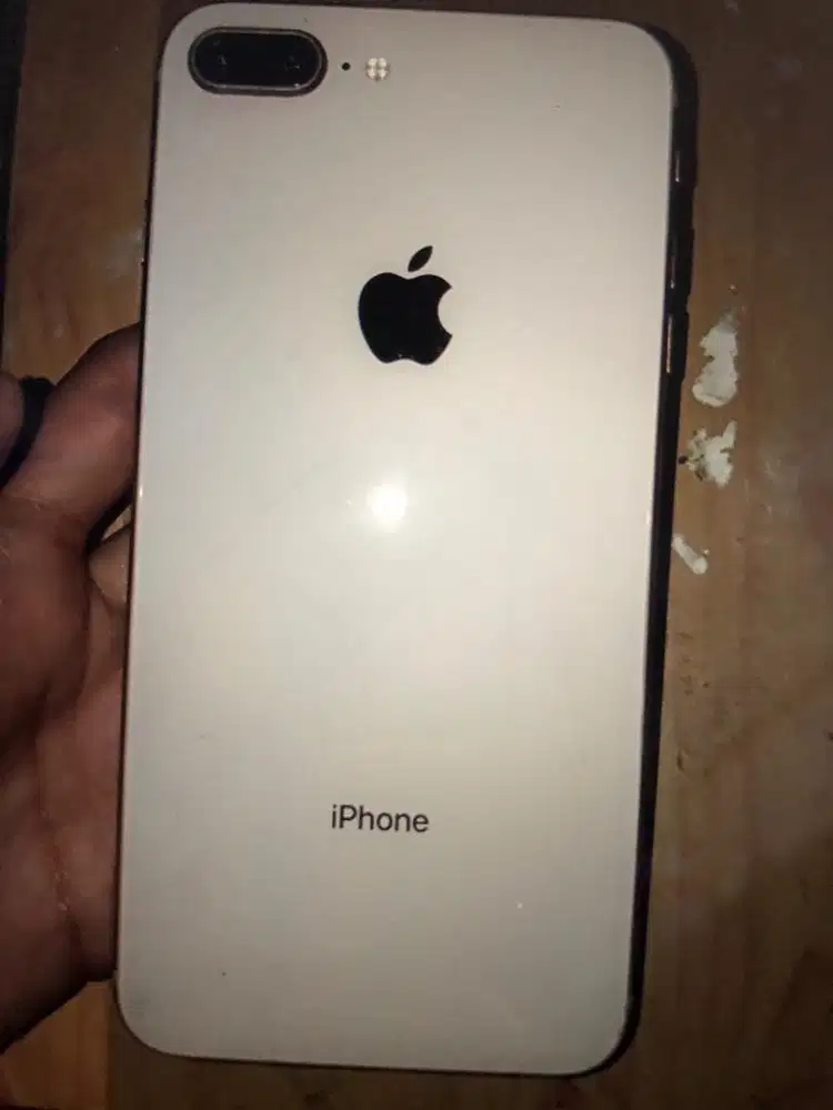 jual ajanih iphone 8+