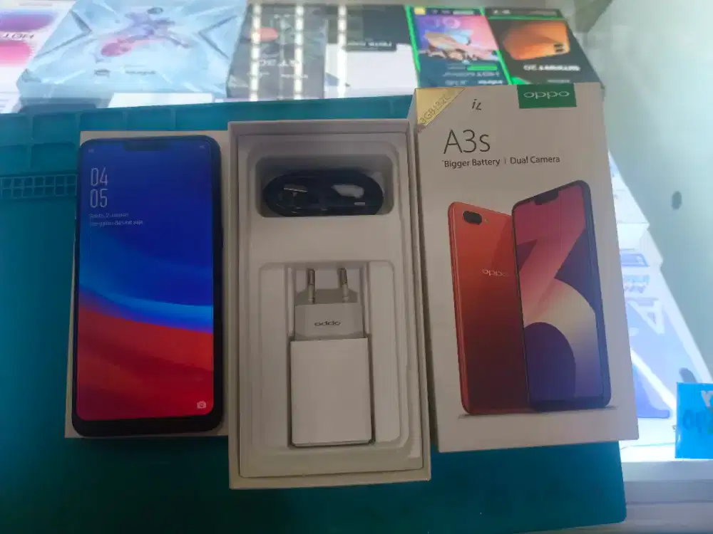 Jual fullset handphone Oppo A3s. Rom3/32gb.Asli masih segel oppo