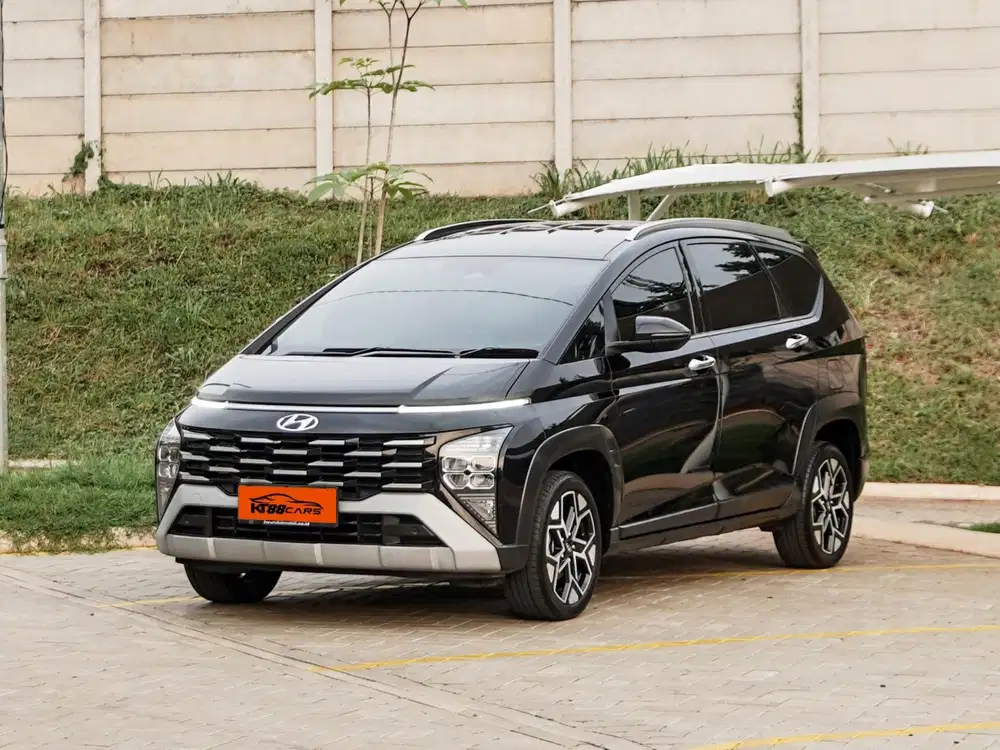 Hyundai Stargazer X Prime Matic 2023 abu abu ganjil